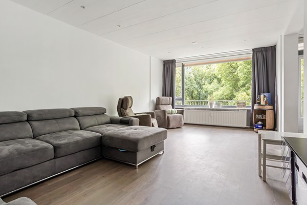 Medium property photo - Nieuwendamlaan 116, 2547 JM Den Haag